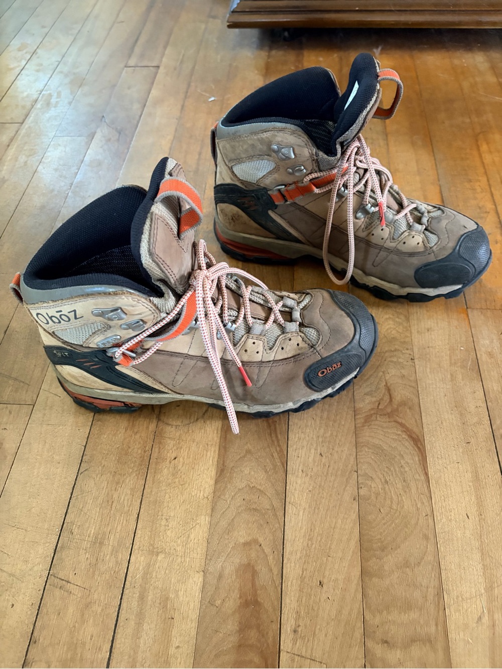 Oboz Wind River II BDry Hiking Boots women’s 9.5